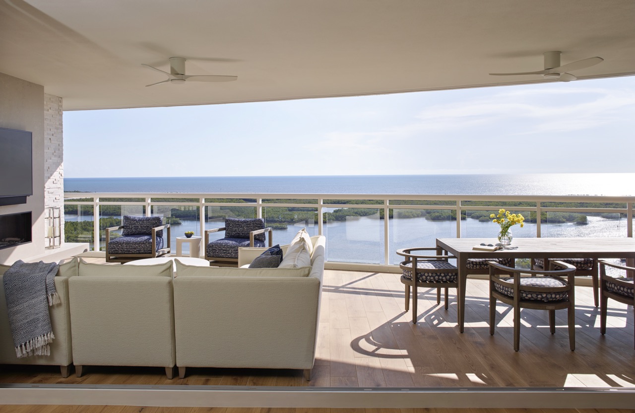 10 balcony Large.jpg